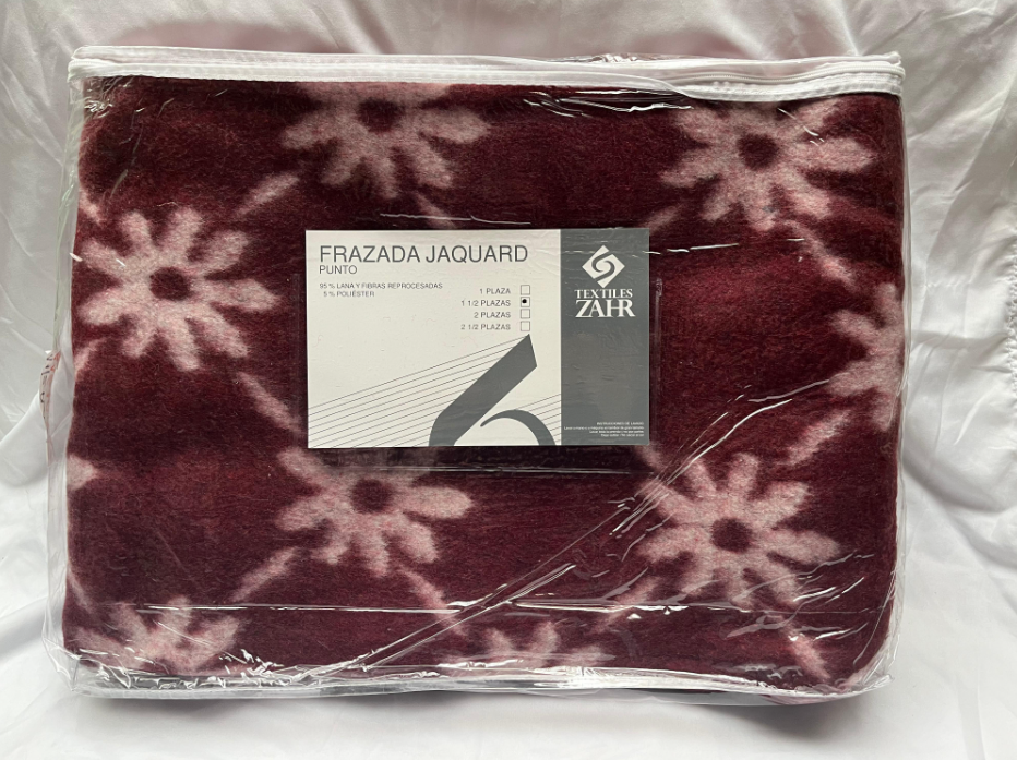 Frazada 1 1/2 Plaza JAQUARD