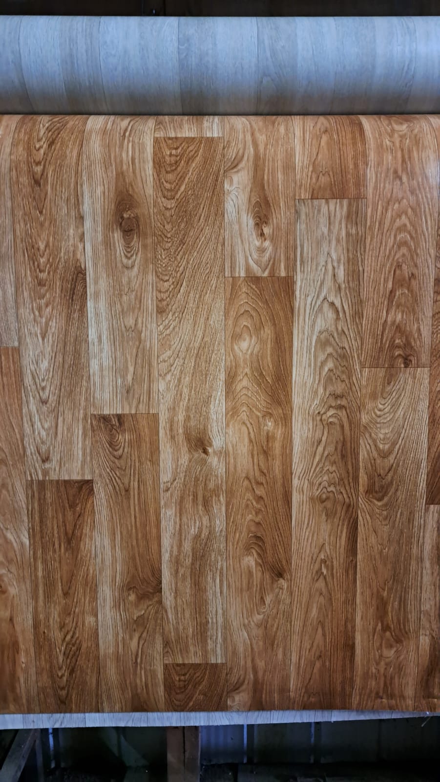 Linóleo alto trafico engomado